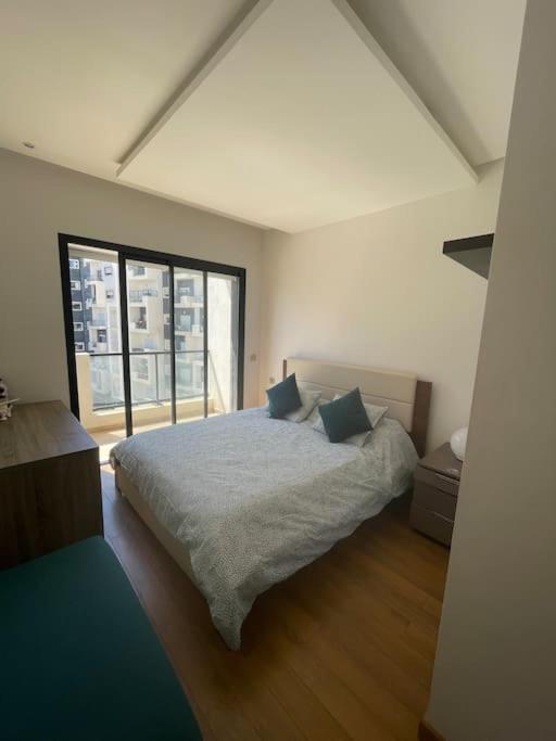 Spacieux Au Coeur De Hay Apartment